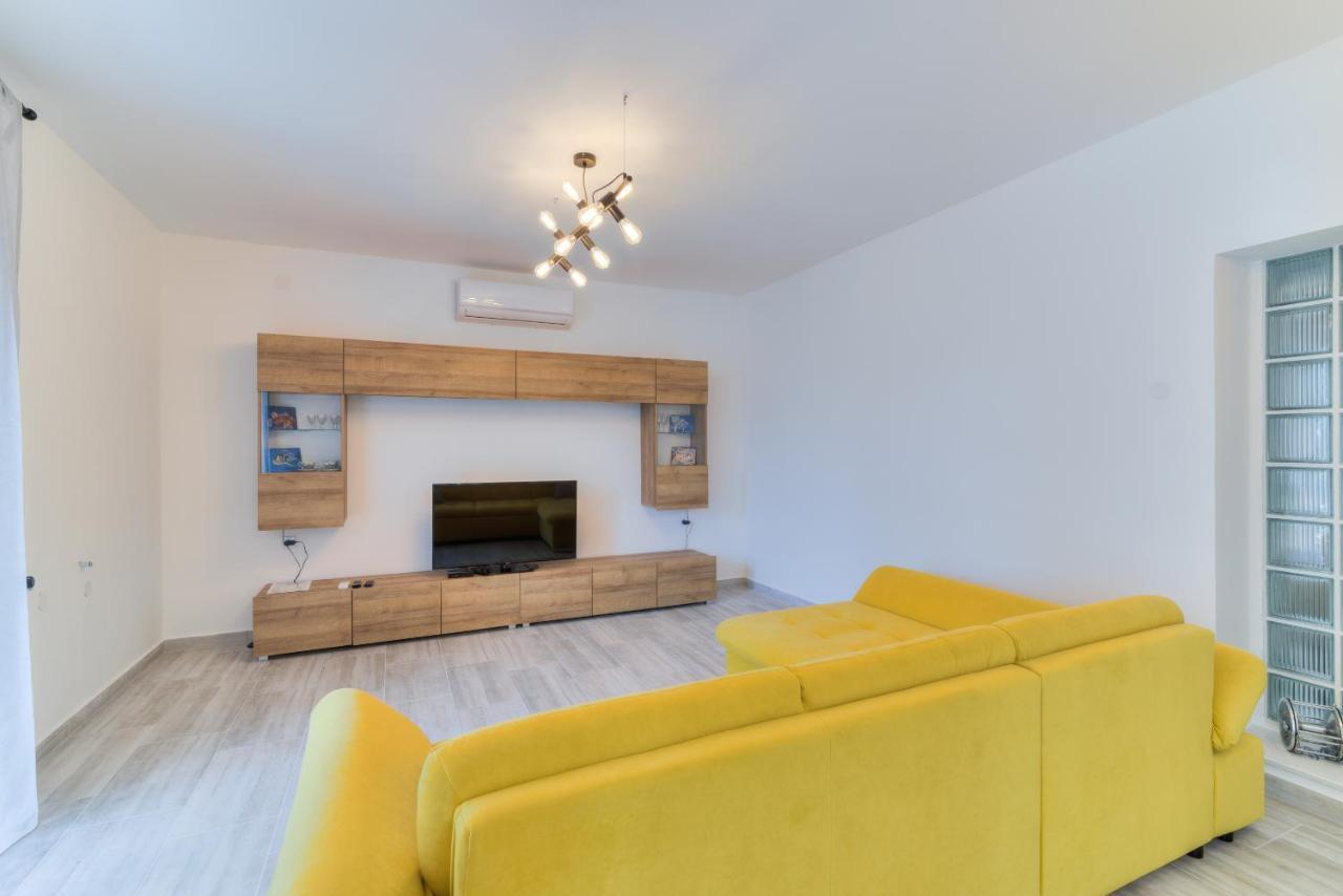 Demi II Apartman Zengg Kültér fotó