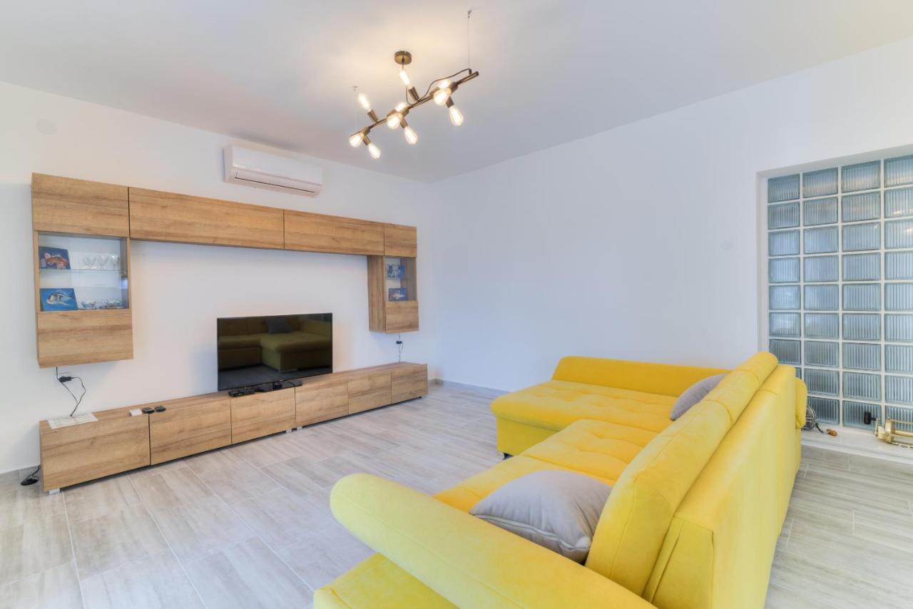 Demi II Apartman Zengg Kültér fotó
