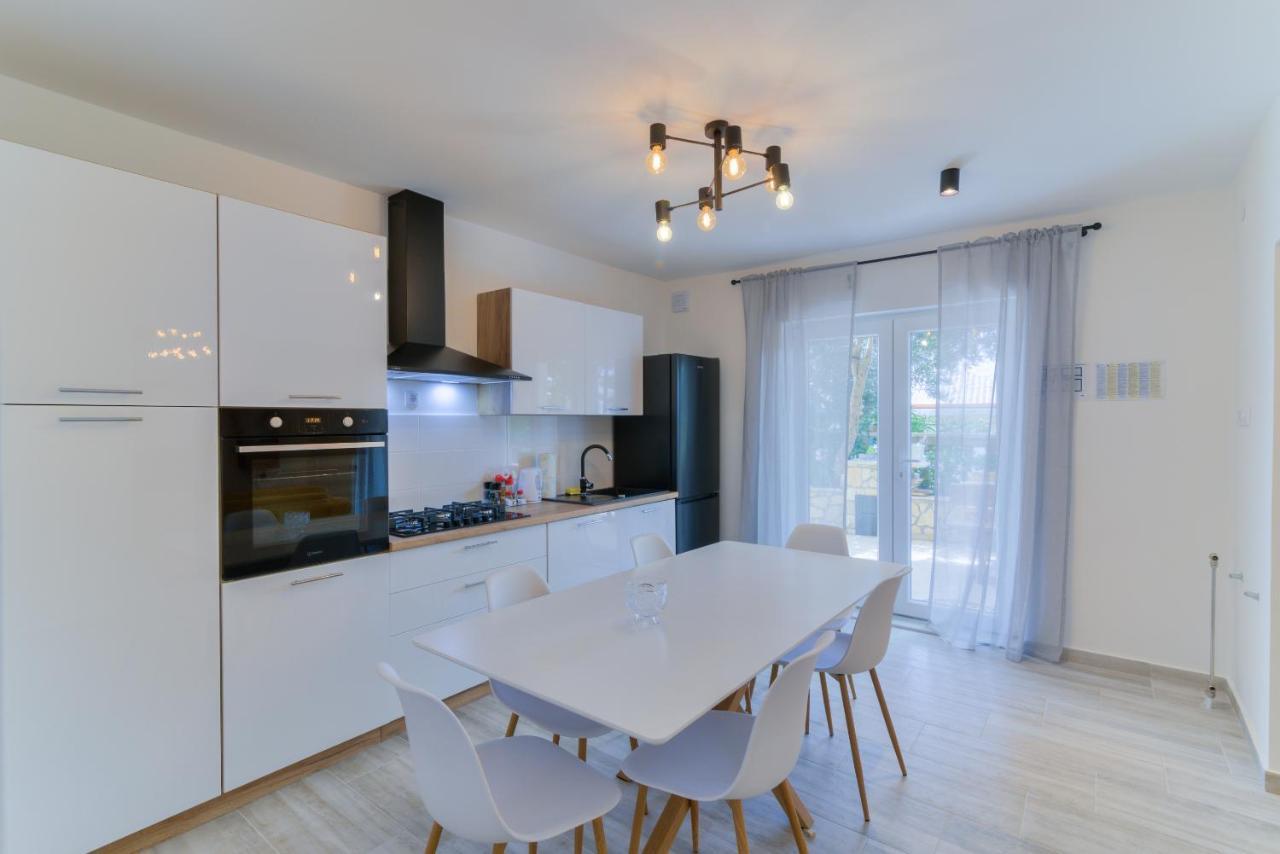Demi II Apartman Zengg Kültér fotó